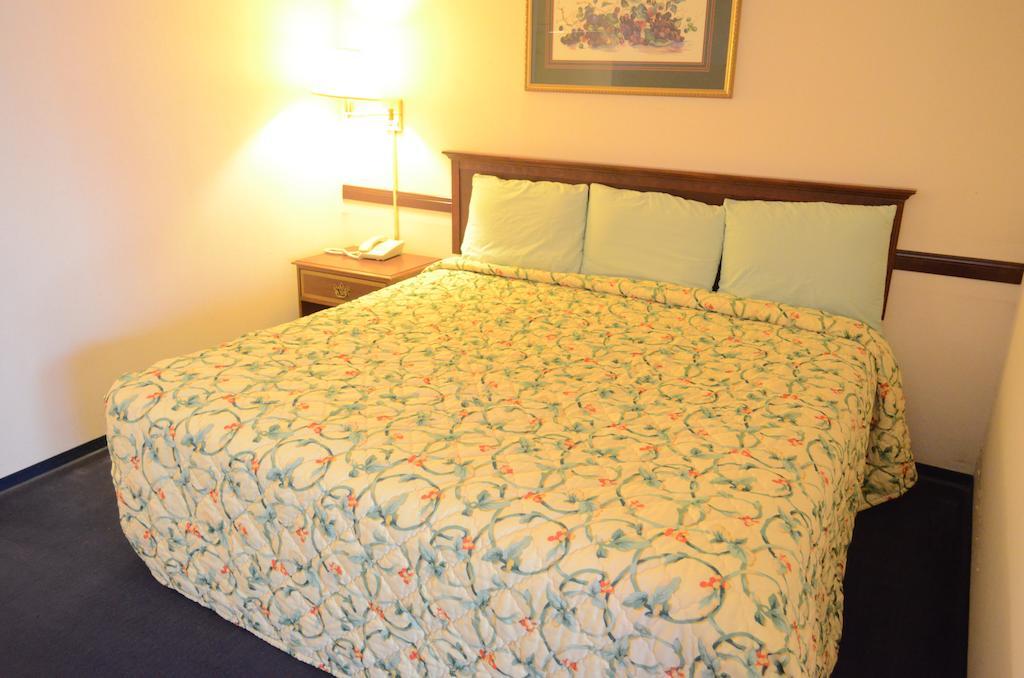 Bear Creek Inn Addicks Ruang foto